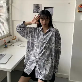 QWEEK Laikraščio Spausdinimo Modelio Marškinėliai Moterims Derliaus Harajuku Grafinis Cardigan korėjos Stiliaus Rudenį 2021 Negabaritinių Palaidinės ir Topai